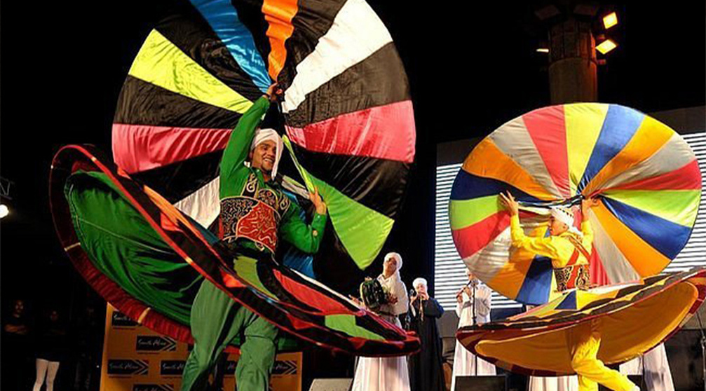 رحلة يومية إلى القاهرة من الأقصر بالطائرة رحلة يومية إلى القاهرة من الأقصر بالطائرة