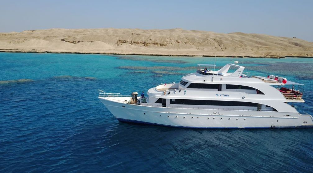 10 Days Egypt Tour Packages Cairo and Nile Cruise and Hurghada