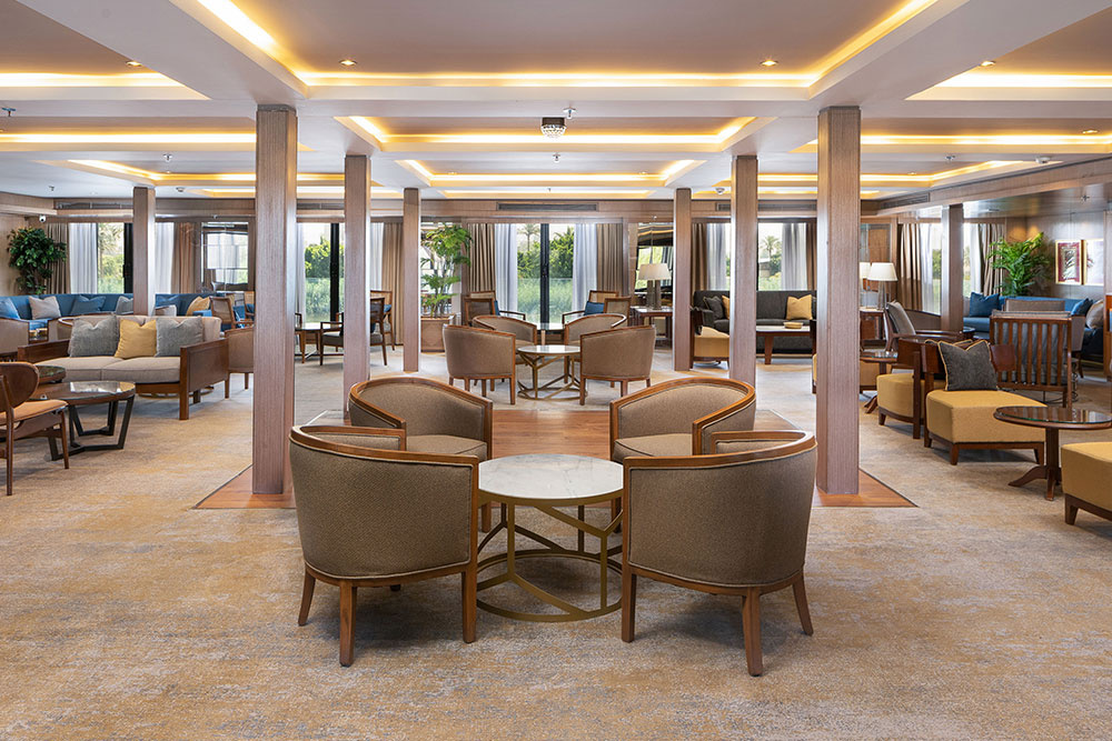 4 Days Nile cruise between Aswan and Luxor on Jaz Regent