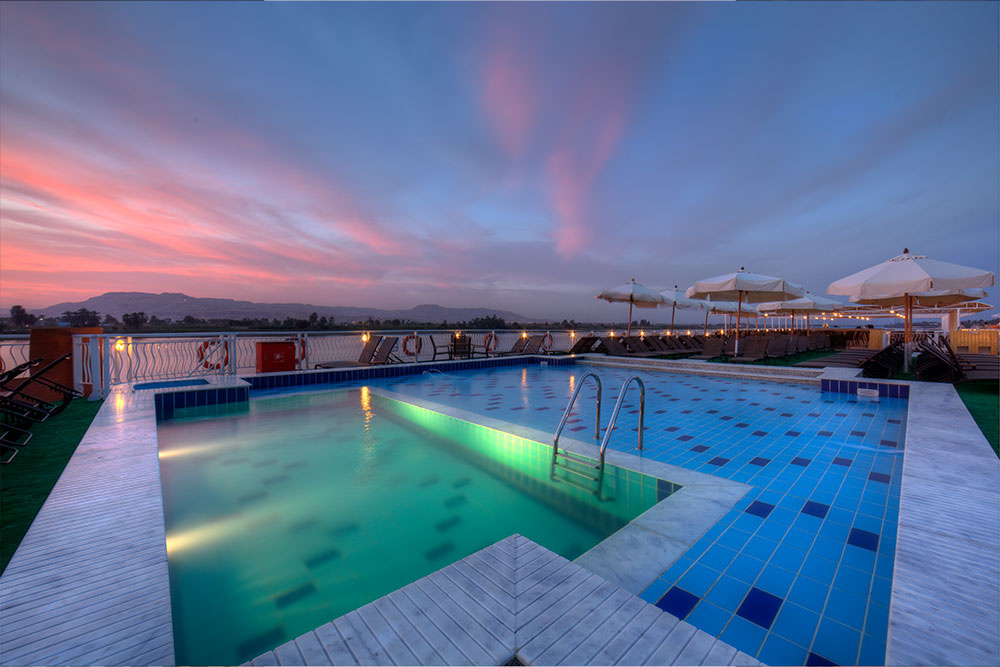 4 Days Nile cruise between Aswan and Luxor on Steigenberger Minerva