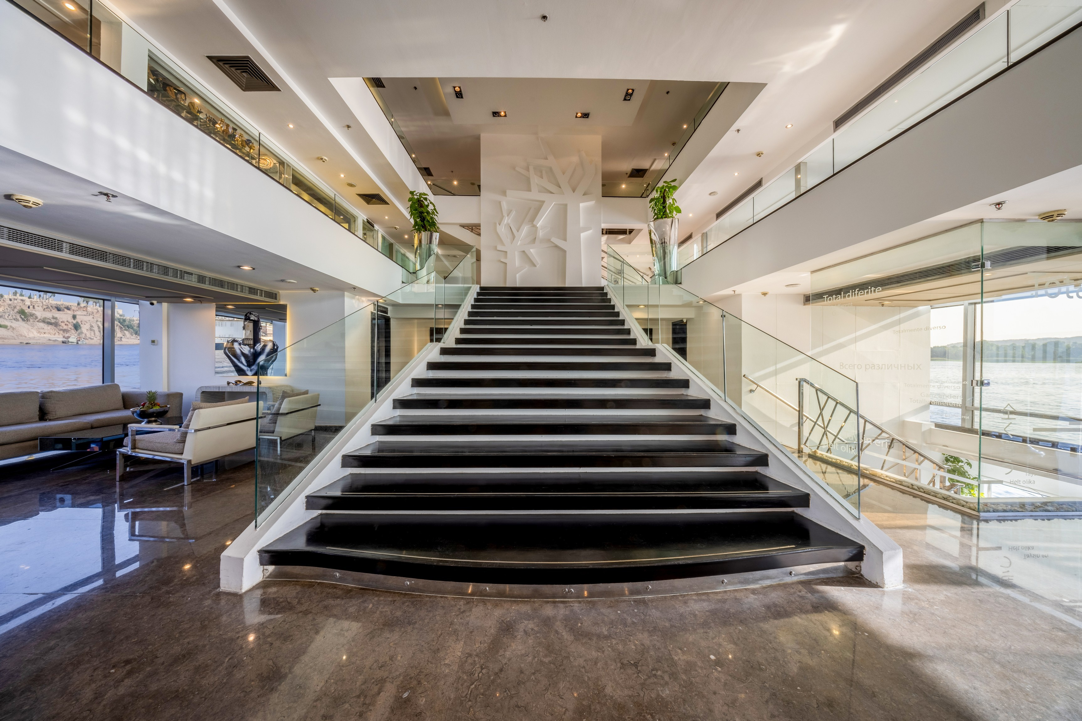 5 Days Nile cruise from Luxor to Aswan on Farah Nile cruise