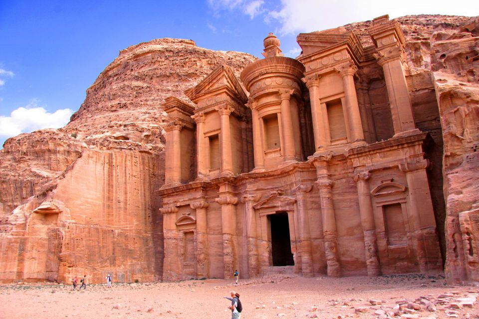 Day tour to petra from Aqaba port