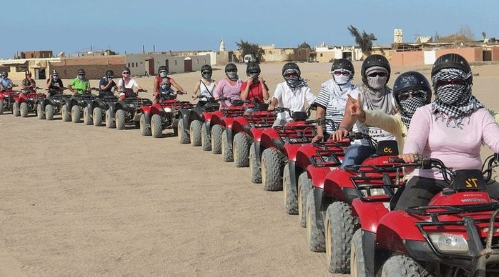 Sunset Desert Safari Trip by ATV Quad from Port Ghalib