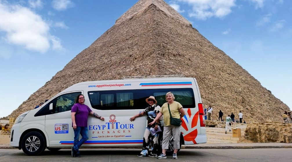 Trip to Giza Pyramids and the Grand Egyptian Museum from El Gouna