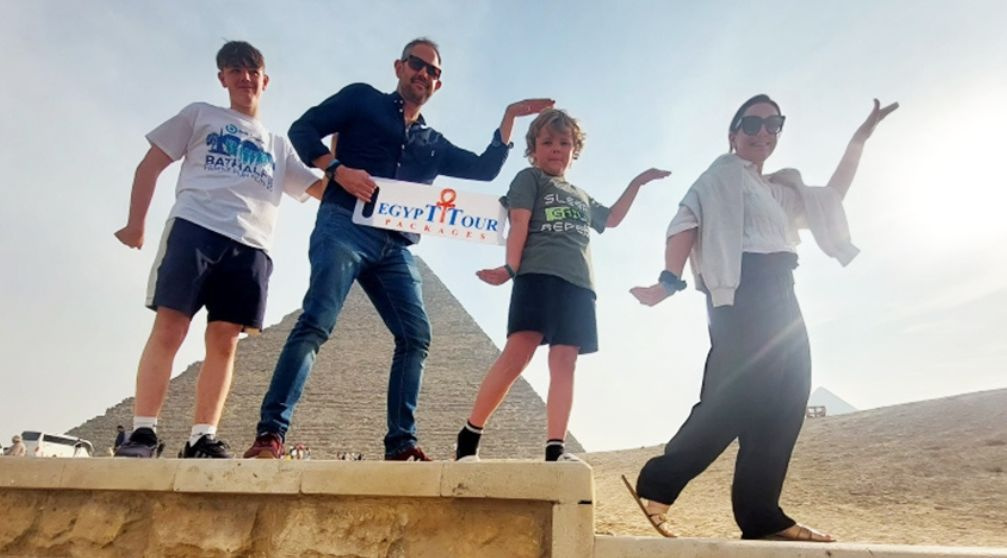 Trip to Giza Pyramids and the Grand Egyptian Museum from Hurghada