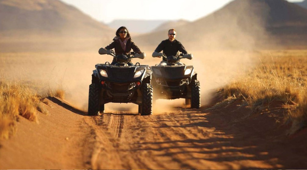 Ausflug zur Wüstensafari bei Sonnenuntergang mit dem ATV Quad ab Marsa Alam