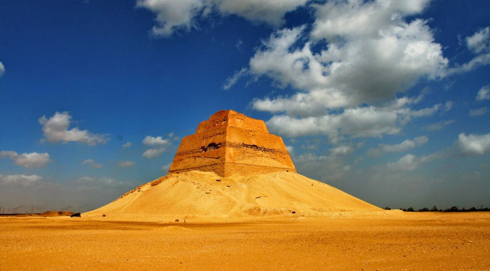 Ganztägige Tour zu den Pyramiden Maidum Hawara und El Lahun
