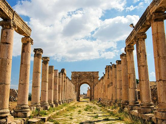 Tagestour von Amman zur Burg Jerash Ajloun Umm Qais