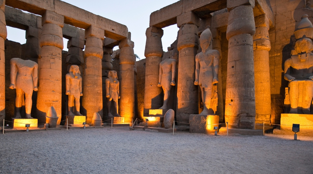 Espectáculo de luz y sonido de Karnak desde Luxor