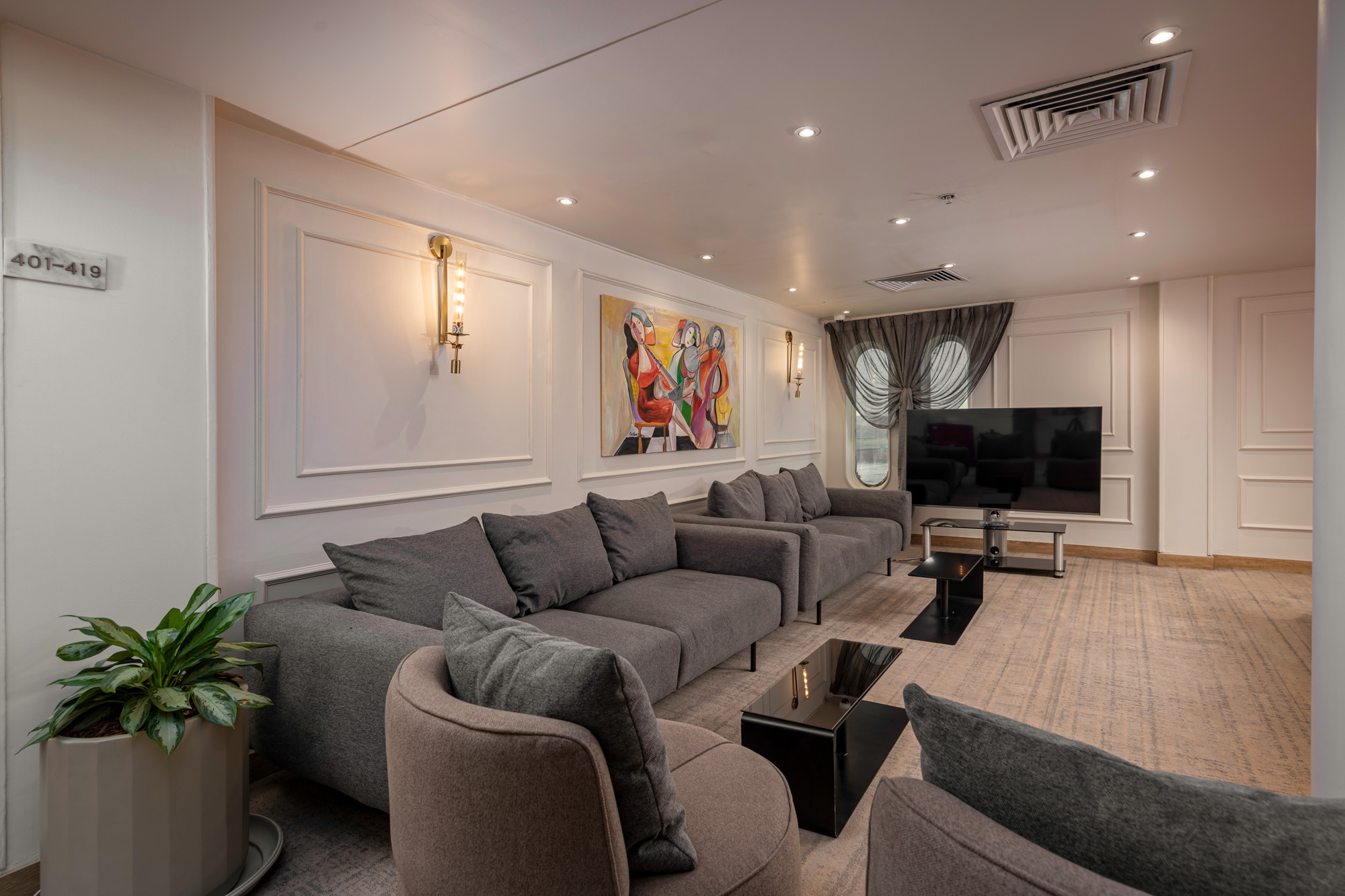 4 Days Moon Cruise from Aswan to Luxor on Sonesta Moon Cruise