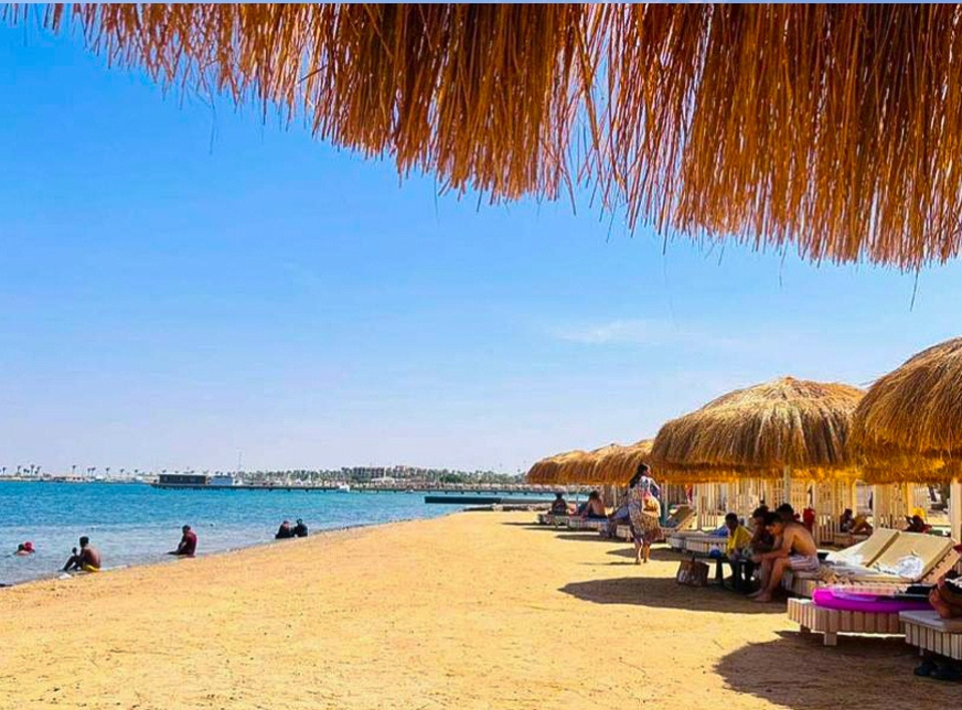 Pacchetto turistico di 15 giorni in Egitto: crociera a Hurghada e sul Nilo