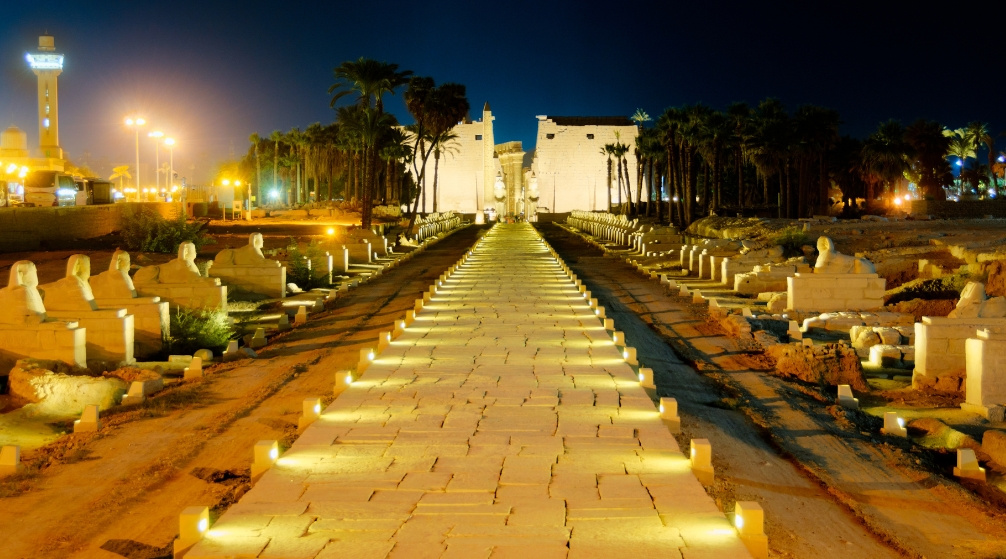 Spettacolo di luci e suoni di Karnak da Luxor