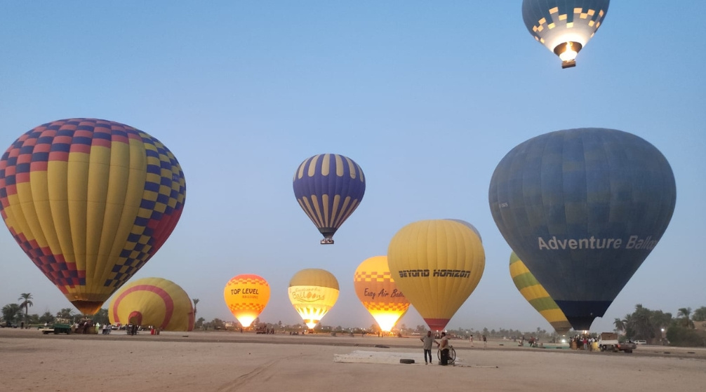 Dag excursie naar de Vallei der Koningen en de tempel van Koningin Hatsjepsoet